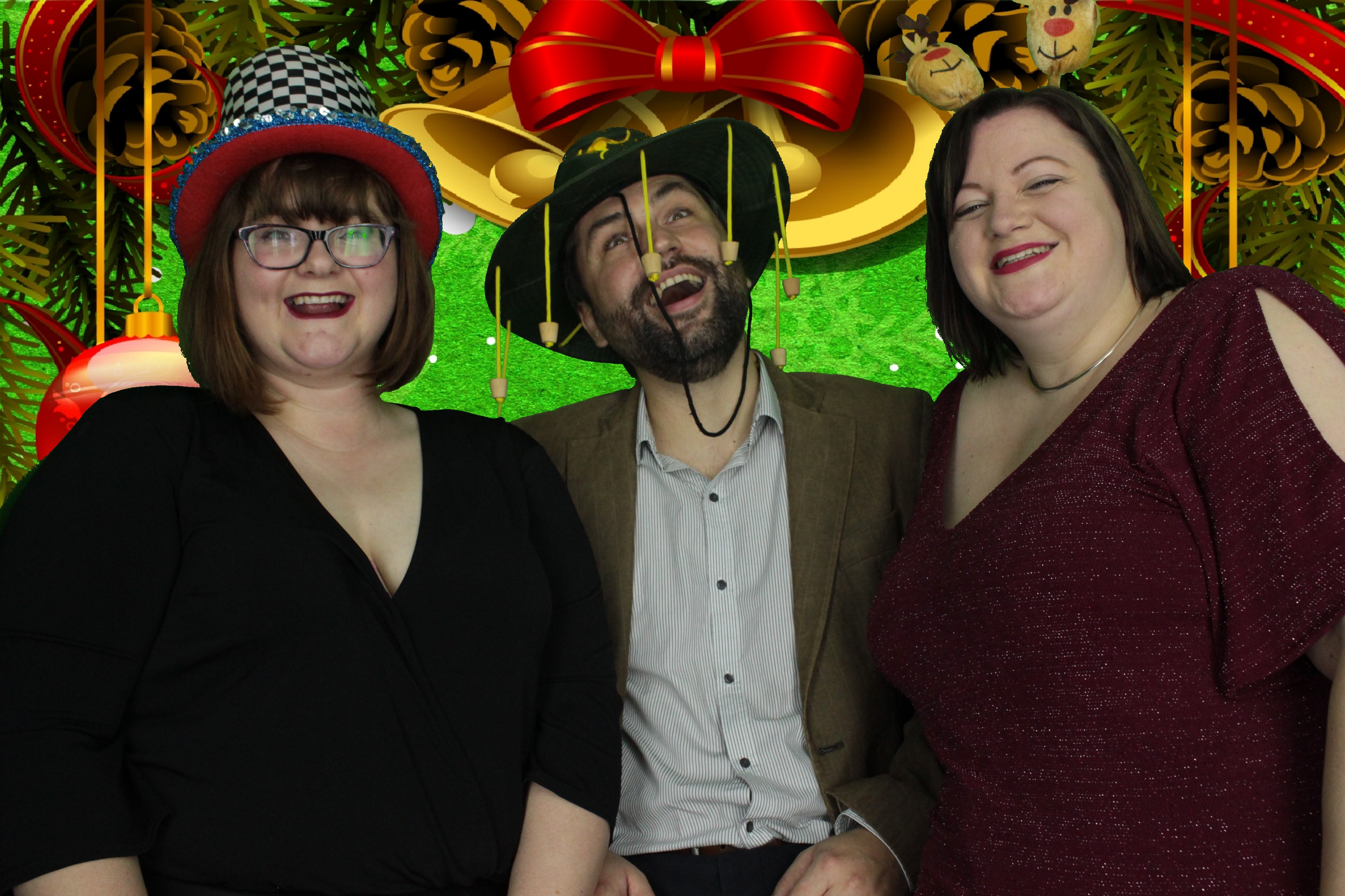 One Line Christmas Party | View more photos from the event at gallery.myphotoboothexperience.co.uk/u/MyPhotoBoothExperienceLtd/One-Line-Christmas-Party